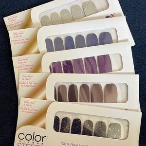 New Unopened Set of 5 Color Street Nail Sets